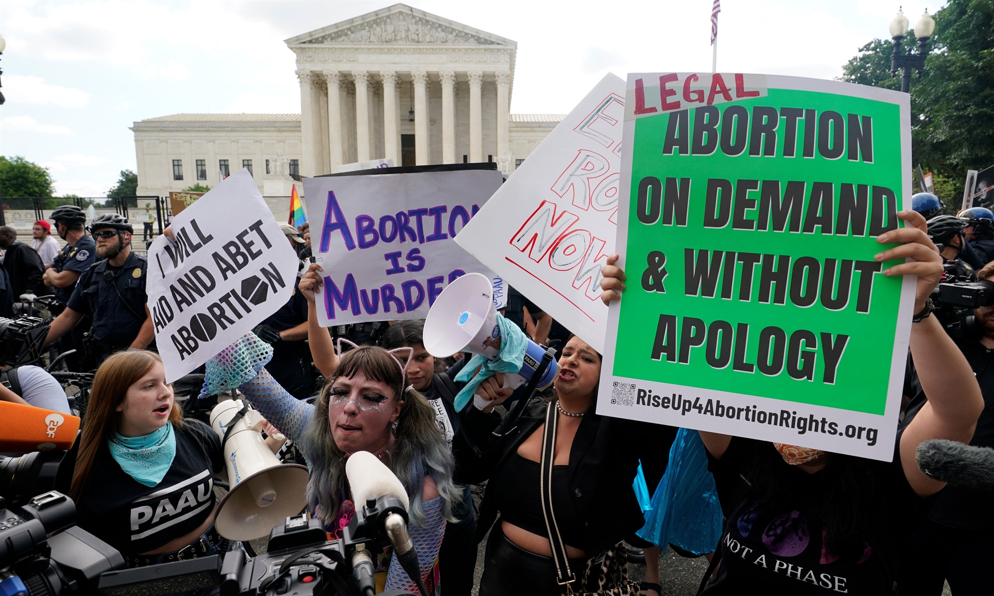 ηπα-σοκ-από-την-άρση-του-δικαιώματος-στ-561927097