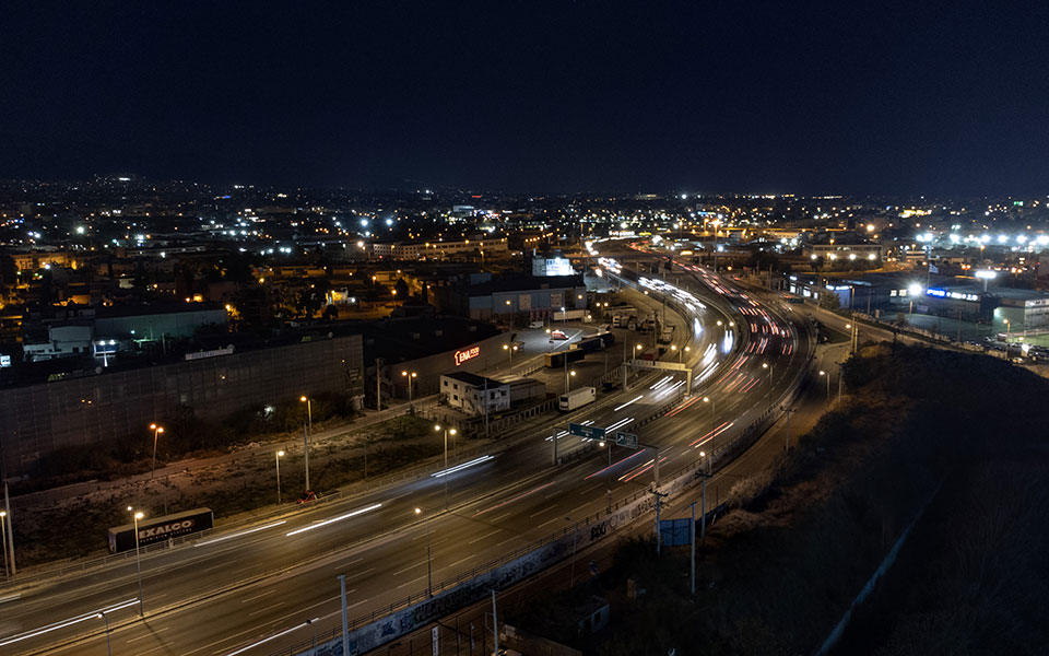 ε-ε-τέλος-τα-αυτοκίνητα-με-κινητήρες-ε-561932386