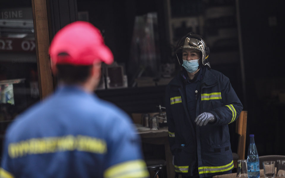 φωτιά-τώρα-σε-εργοστάσιο-στις-αχαρνές-561928153