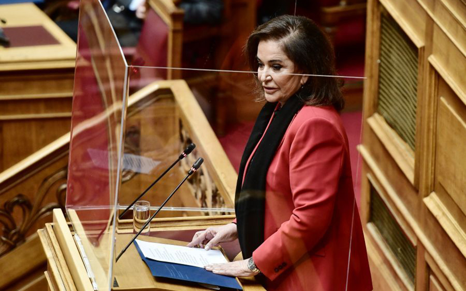 ντόρα-μπακογιάννη-ξανά-υποψήφια-στα-χ-561887914