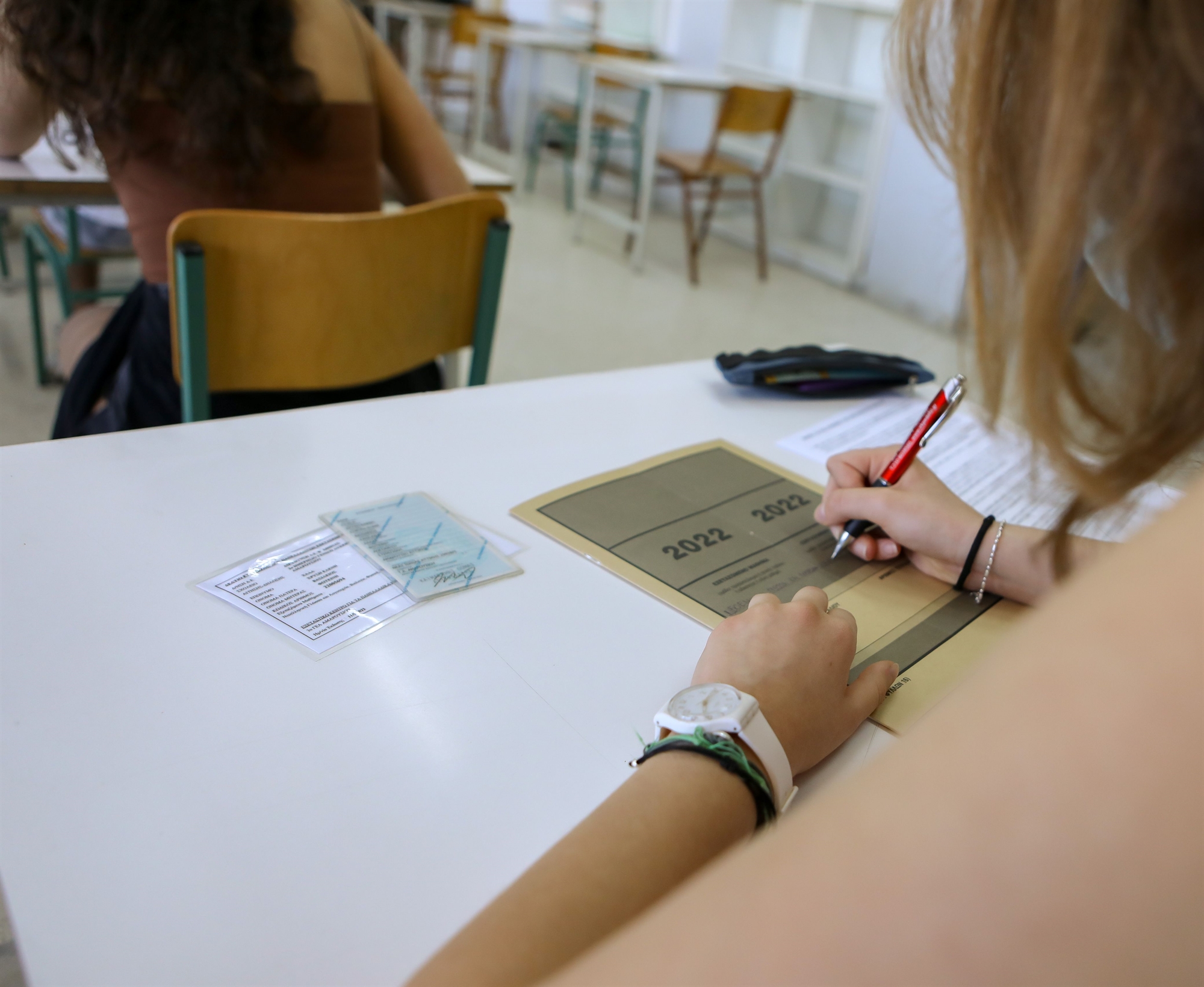 δημόσια-ιεκ-διπλάσιες-θέσεις-περισσό-561920659