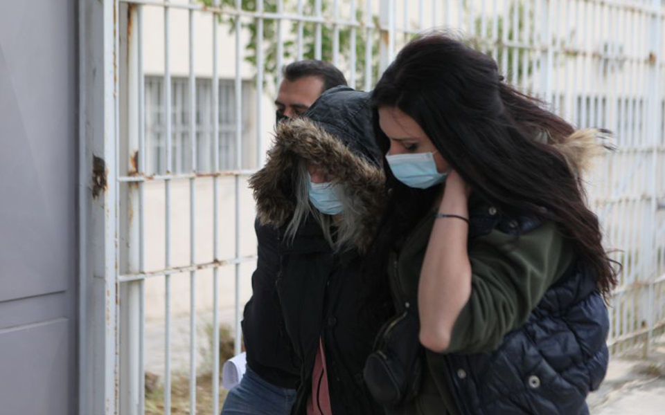 ως-ύποπτη-καλείται-η-ρούλα-πισπιρίγκο-561932662