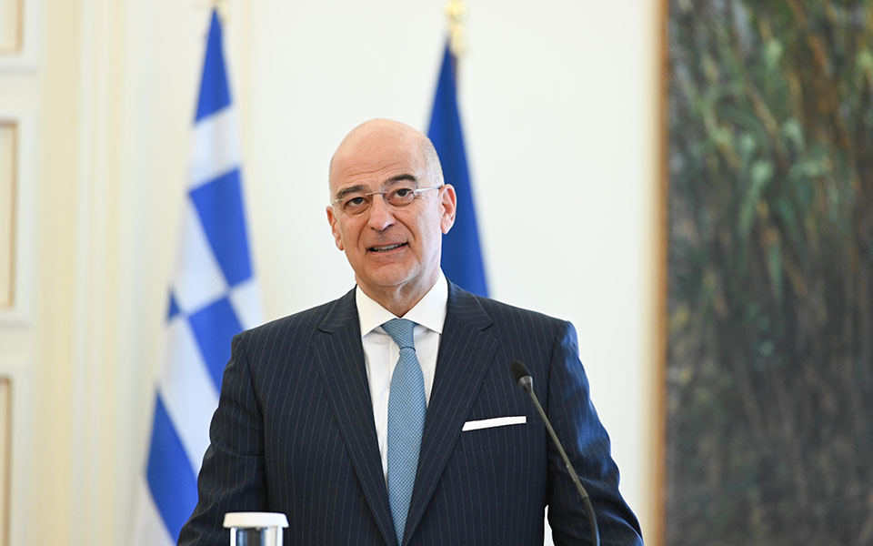 δένδιας-ενημερώνει-τους-ευρωπαίους-υ-561917560