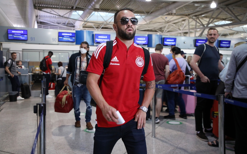 Ολυμπιακός: Αναχώρησε για την Αυστρία-4