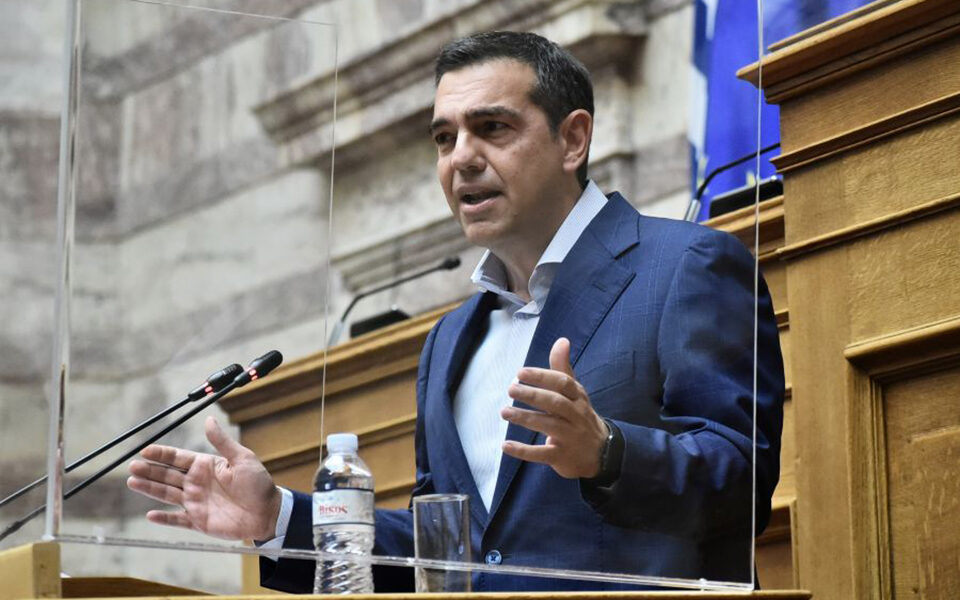 πυρά-τσίπρα-κατά-κυβέρνησης-για-διπλ-561932467