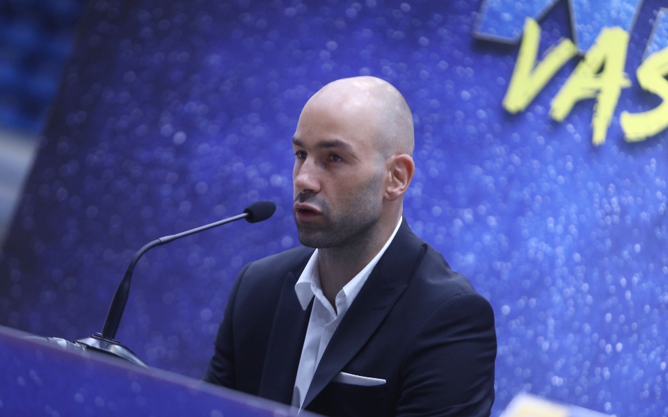 σπανούλης-πρώτος-στόχος-να-γεμίσει-τ-561934687