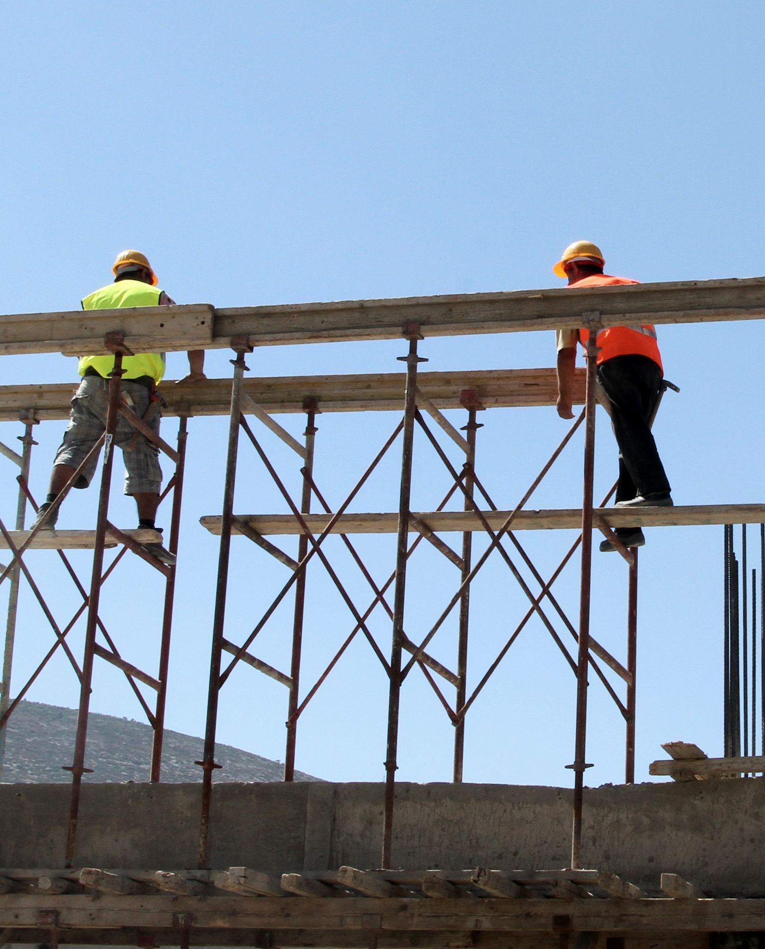 ανάκαμψη-στον-κλάδο-των-κατασκευών-τη-561921076