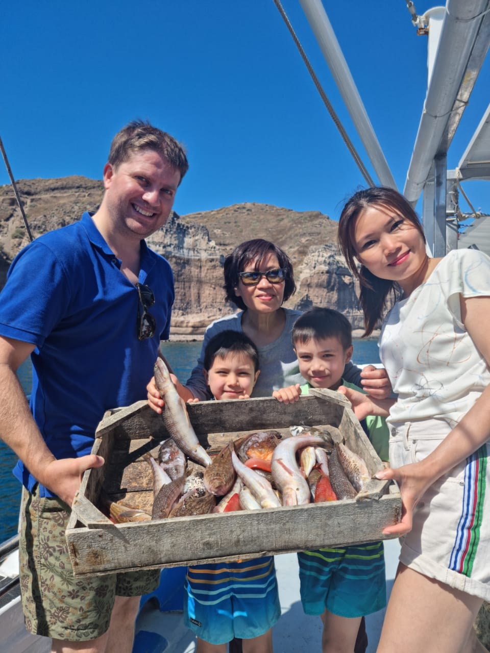 Τουρίστες πρόθυμοι για ξεψάρισμα-2