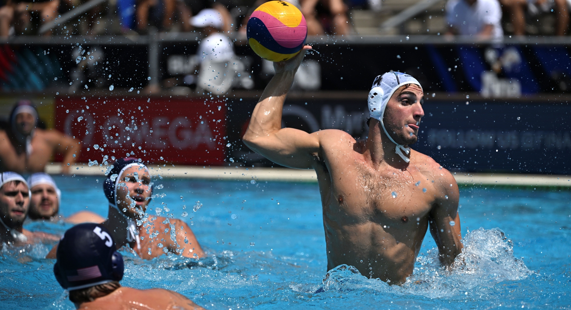 πόλο-πλώρη-για-μετάλλιο-561933916