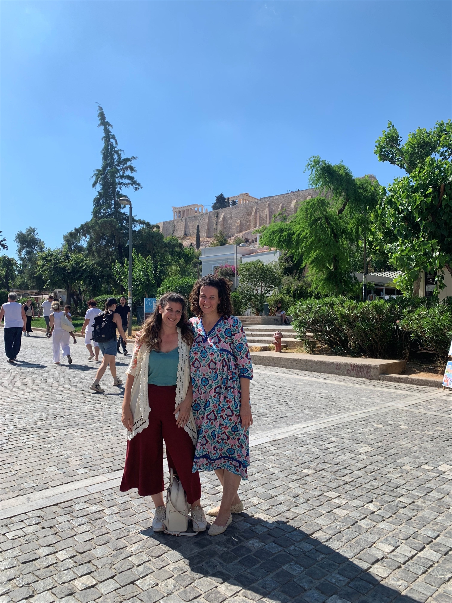 «Βλέποντας» την Ακρόπολη με την αφή και τη φαντασία-1