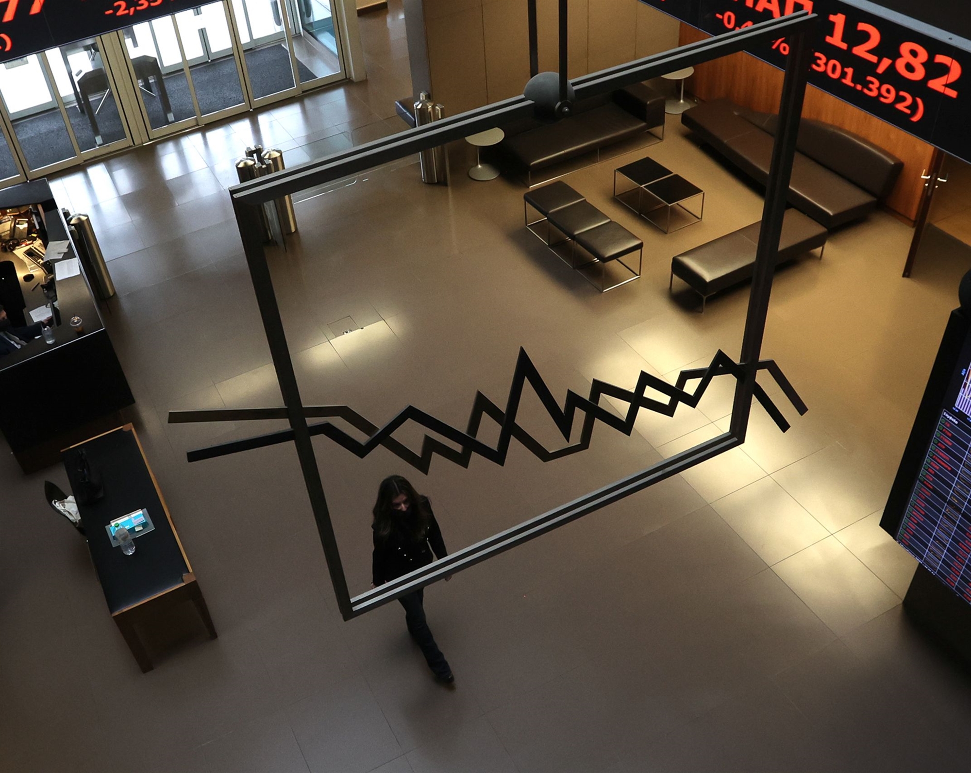 χρηματιστήριο-ήπιες-απώλειες-με-πολύ-561923029