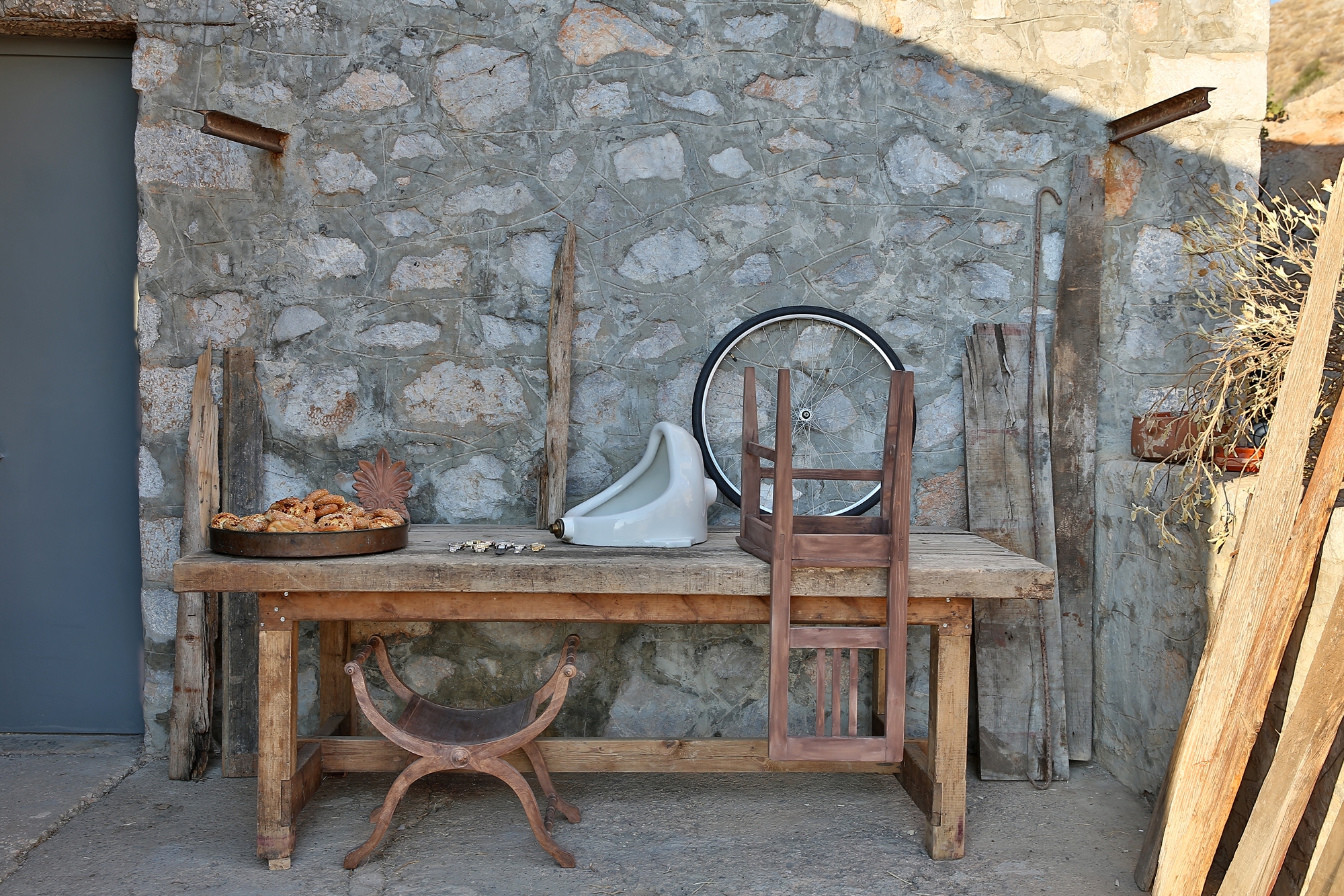 Το άγγιγμα του Απόλλωνα χρυσώνει την Υδρα-4