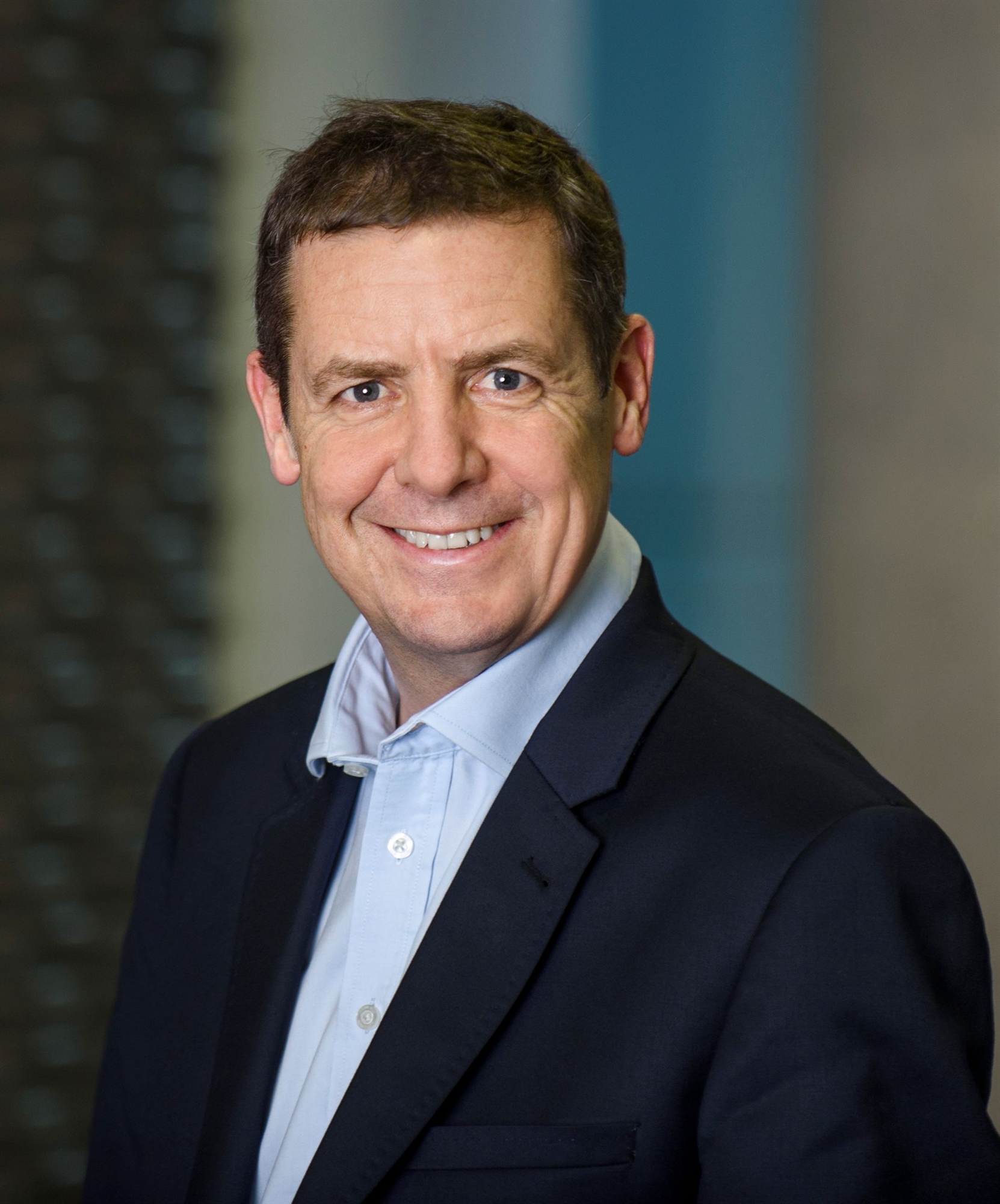 ο-γκάι-πλατέν-στην-κ-να-απελευθερωθο-561904618