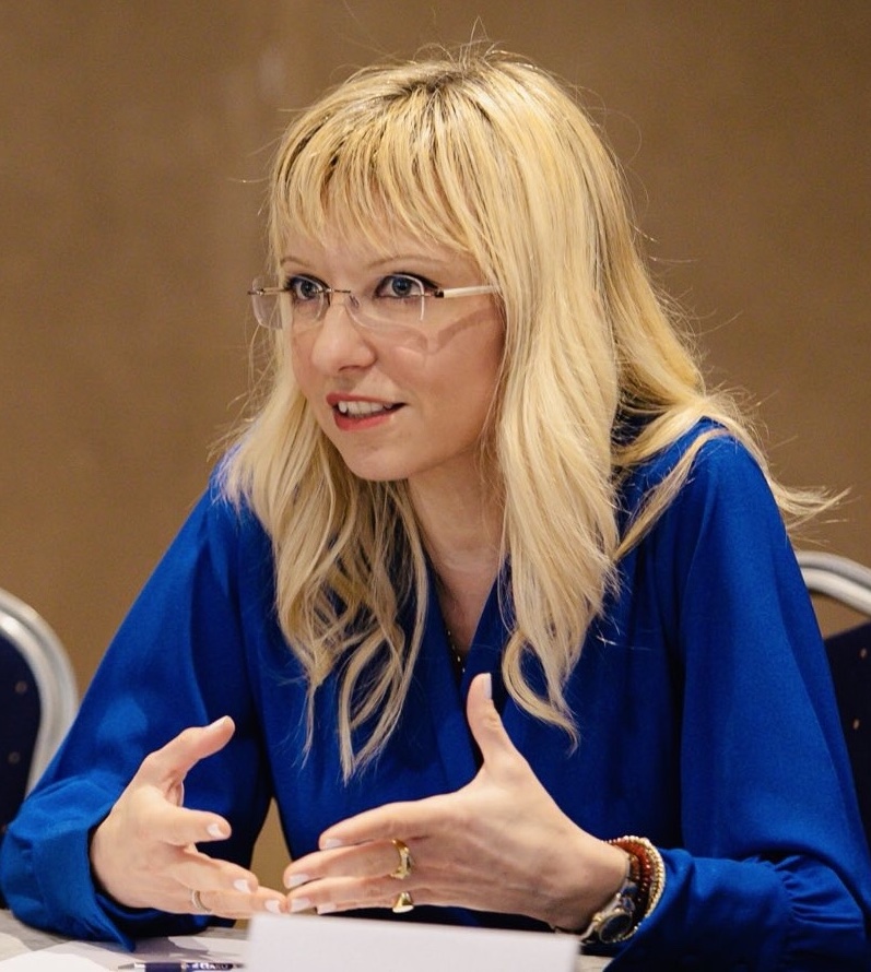 Η επόμενη ημέρα στο Δημόσιο-2