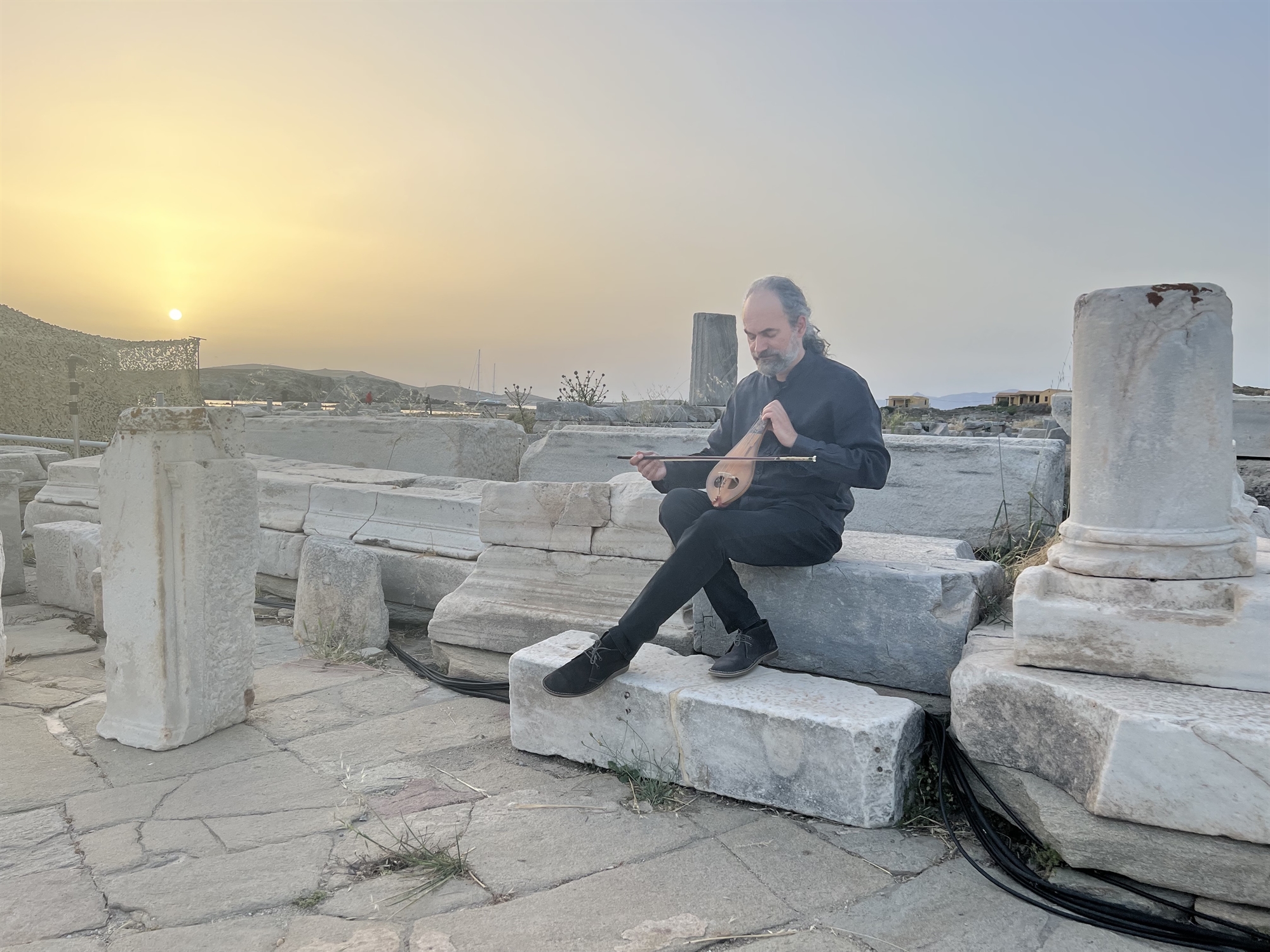 επιστροφή-εκεί-όπου-γεννήθηκε-η-μουσ-561894001