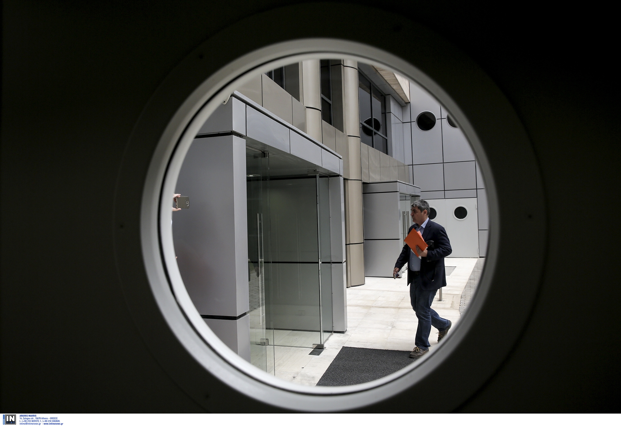 ψηφιακή-κάρτα-για-κάθε-υπάλληλο-στο-δη-561915469