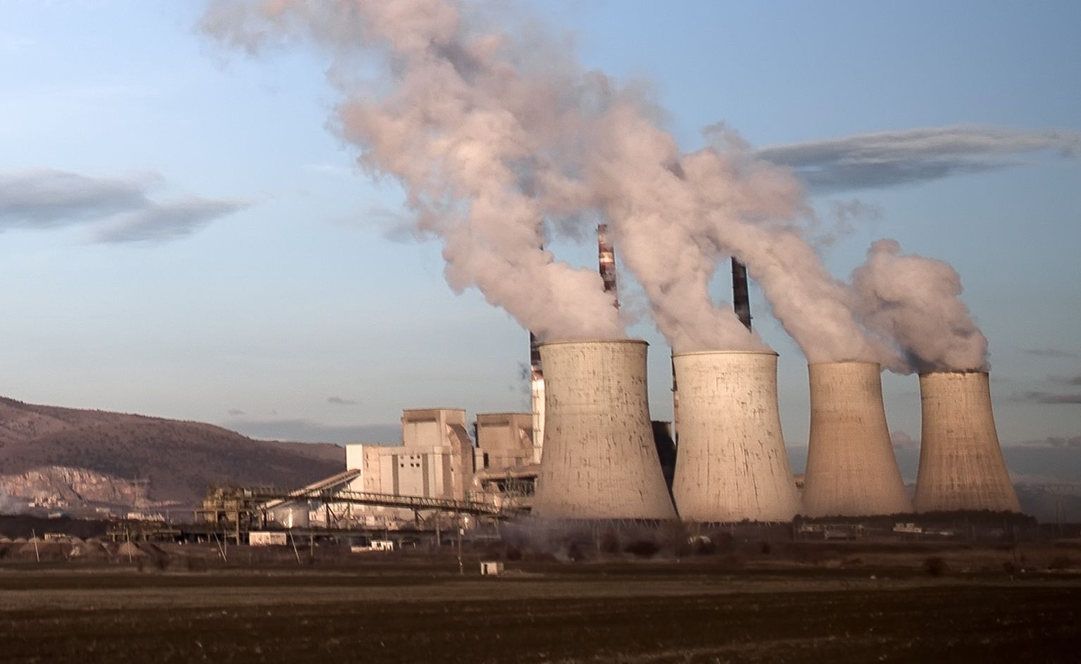 αυξημένα-αποθέματα-λιγνίτη-ντίζελ-γι-561930289