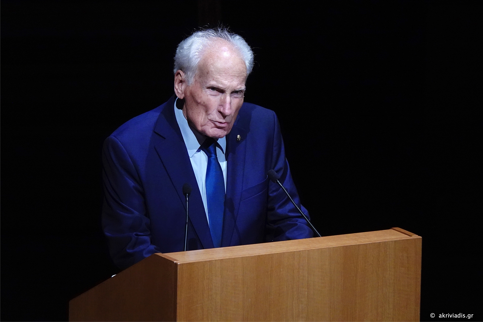 μια-μουσική-βραδιά-στο-μέγαρο-στη-μνήμ-561899242