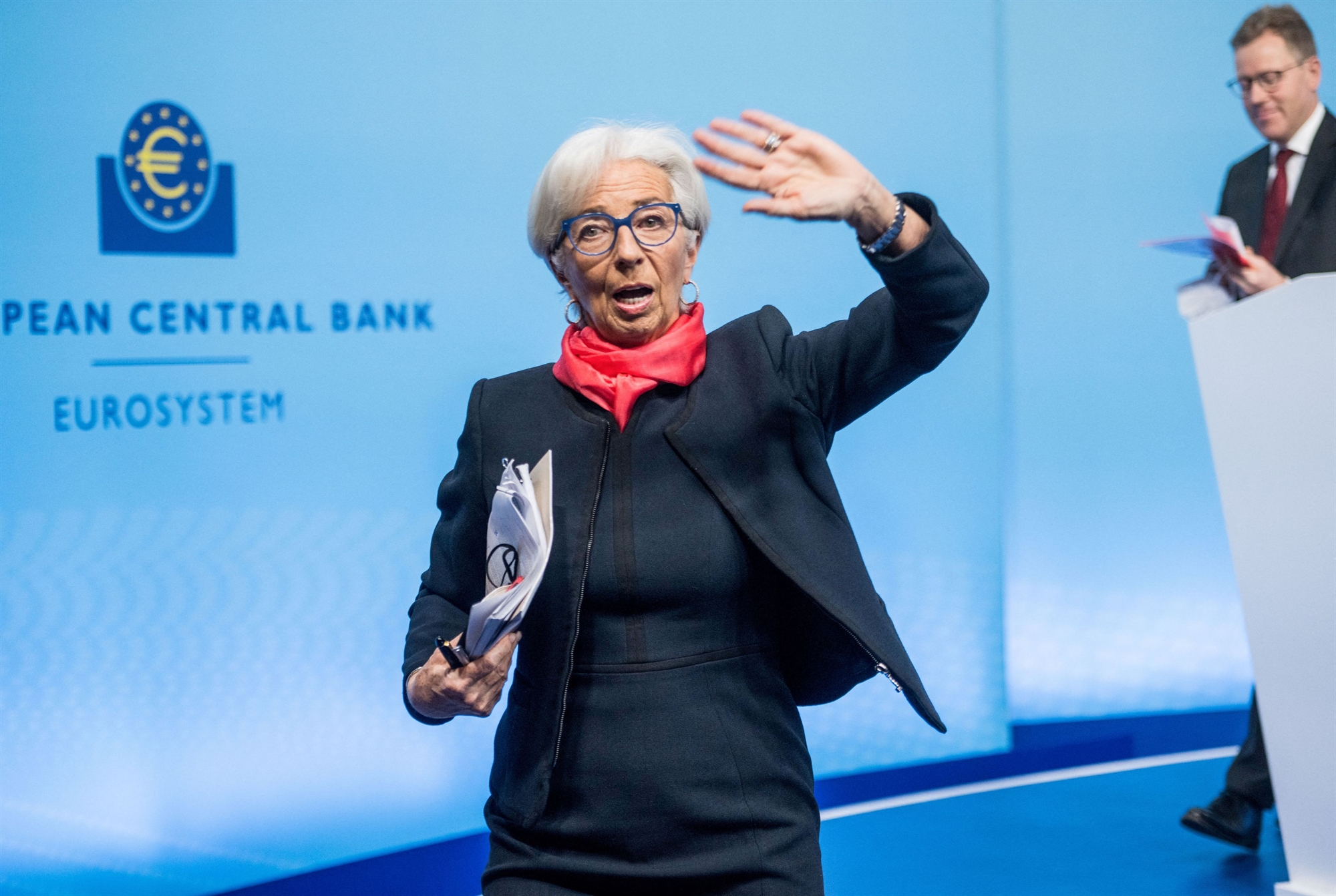 τέλος-το-πάρτι-του-φθηνού-χρήματος-561904624