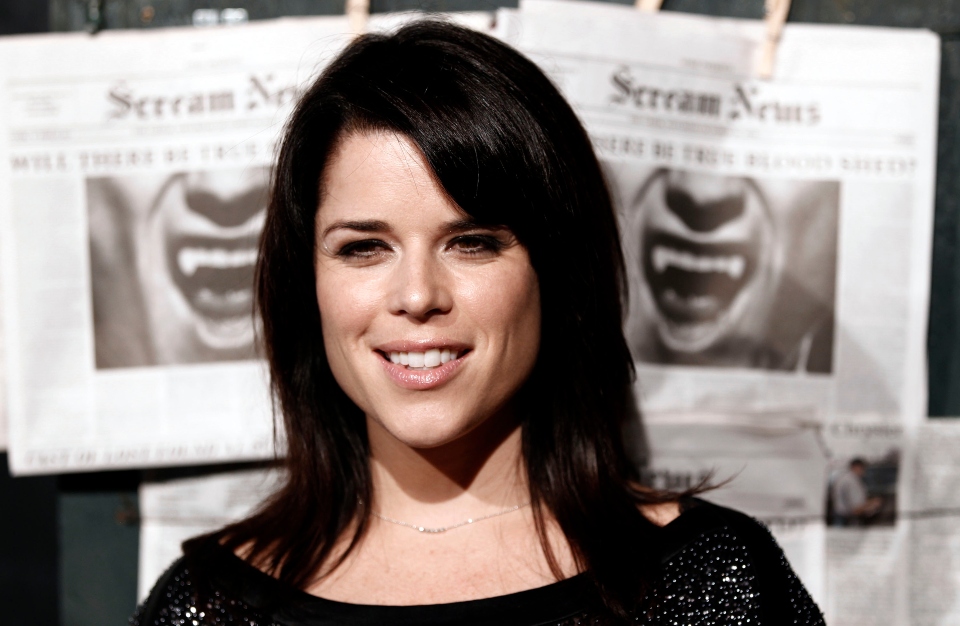 τέλος-η-νιβ-κάμπελ-από-τα-scream-561898771