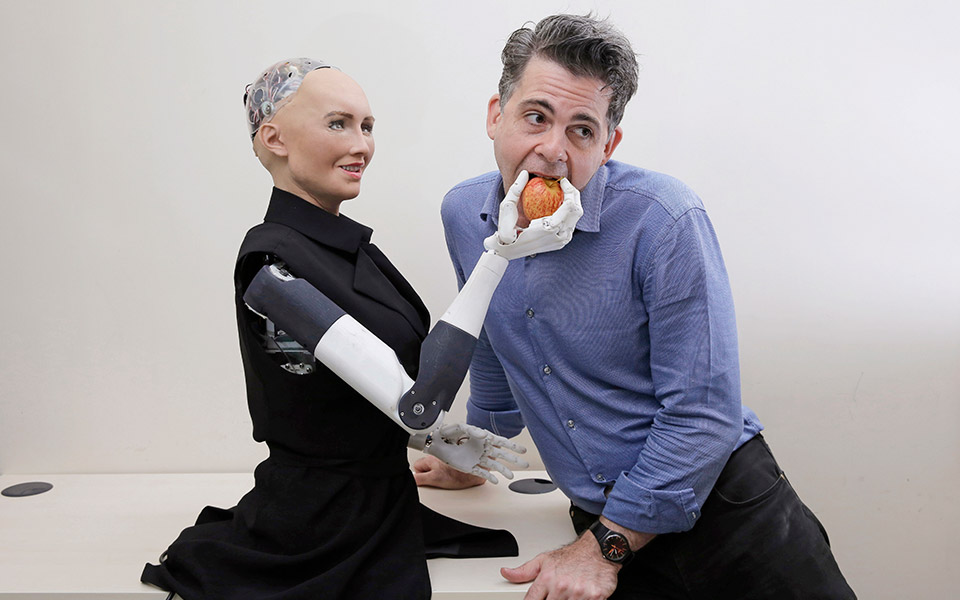 πρόγευση-του-ντοκιμαντέρ-sophia-the-robot-561919969