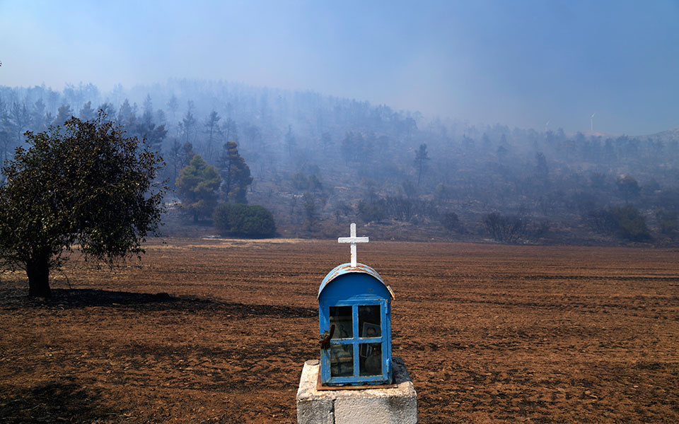 έρευνα-τι-πιστεύουν-οι-έλληνες-για-την-561929230