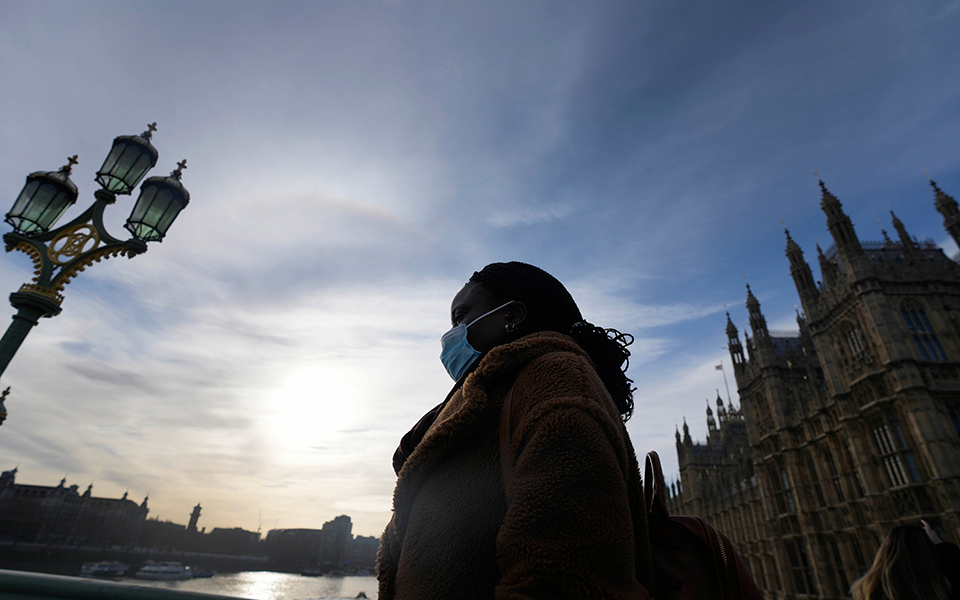 κορωνοϊός-τι-σημαίνουν-για-την-πανδημ-561925192