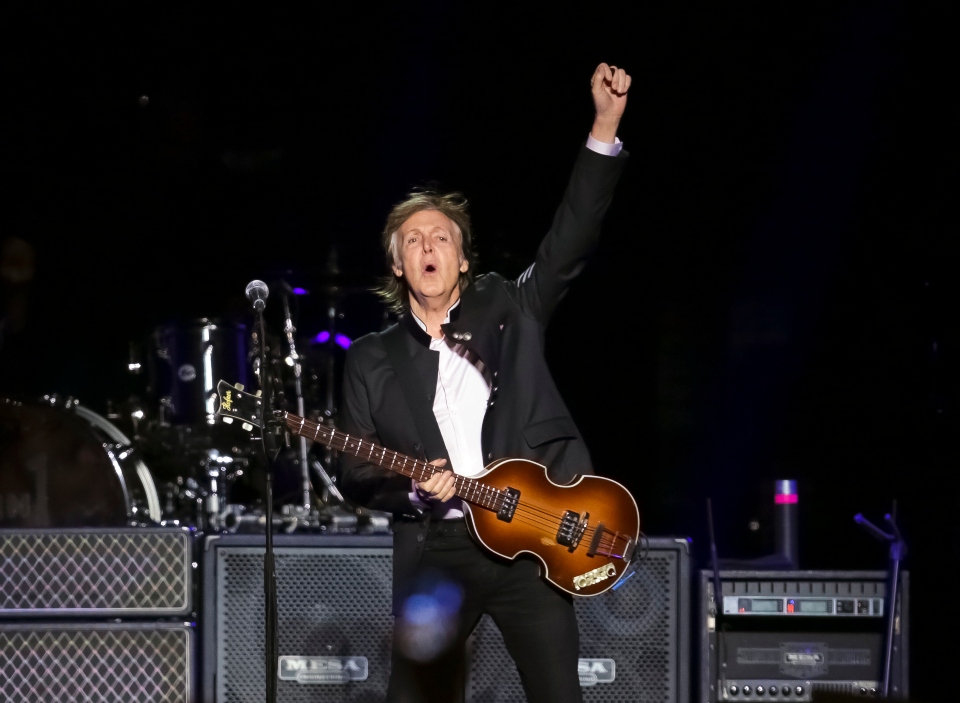 πολ-μακκάρτνεϊ-γιόρτασε-τα-80ά-του-γενέ-561917569