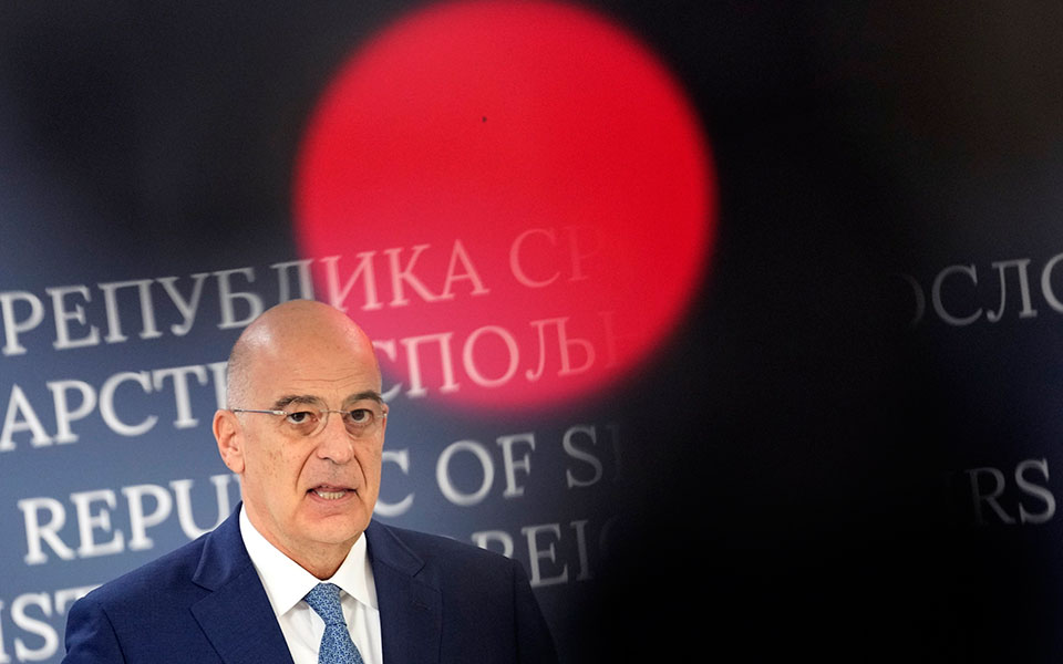 υπεξ-ενημερώνει-τα-κόμματα-ο-νίκος-δέν-561934498