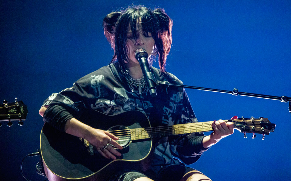 ενα-τραγούδι-για-τις-γυναίκες-που-δυνα-561930628