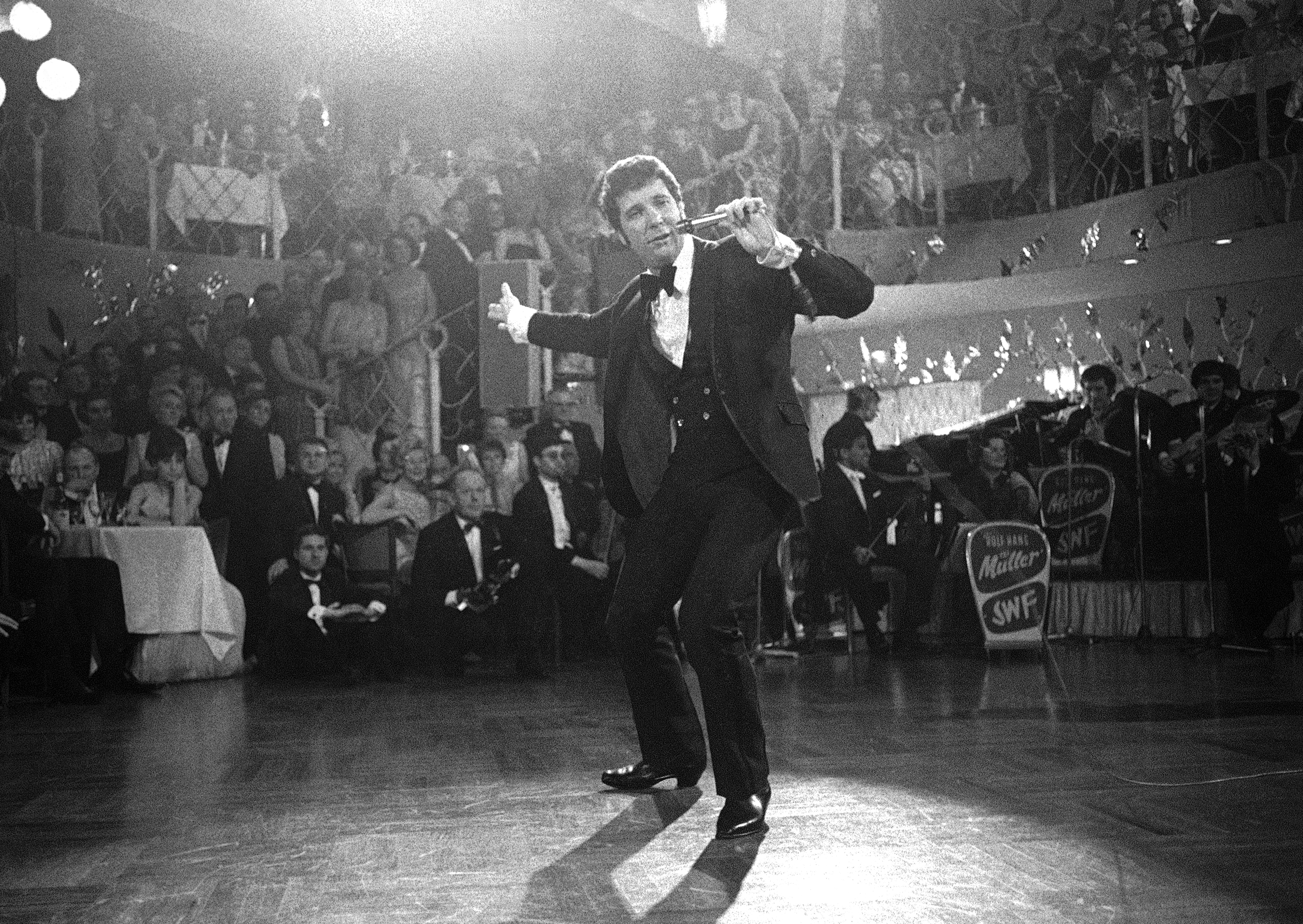 Ο Τομ Τζόουνς γιορτάζει τα 82 χρόνια – 10 καθοριστικές στιγμές της ζωής του-2