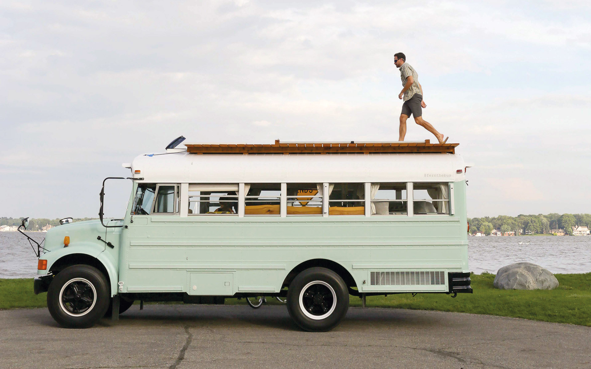 η-ζωή-σε-ένα-τροχόσπιτο-απόδραση-από-το-561911800
