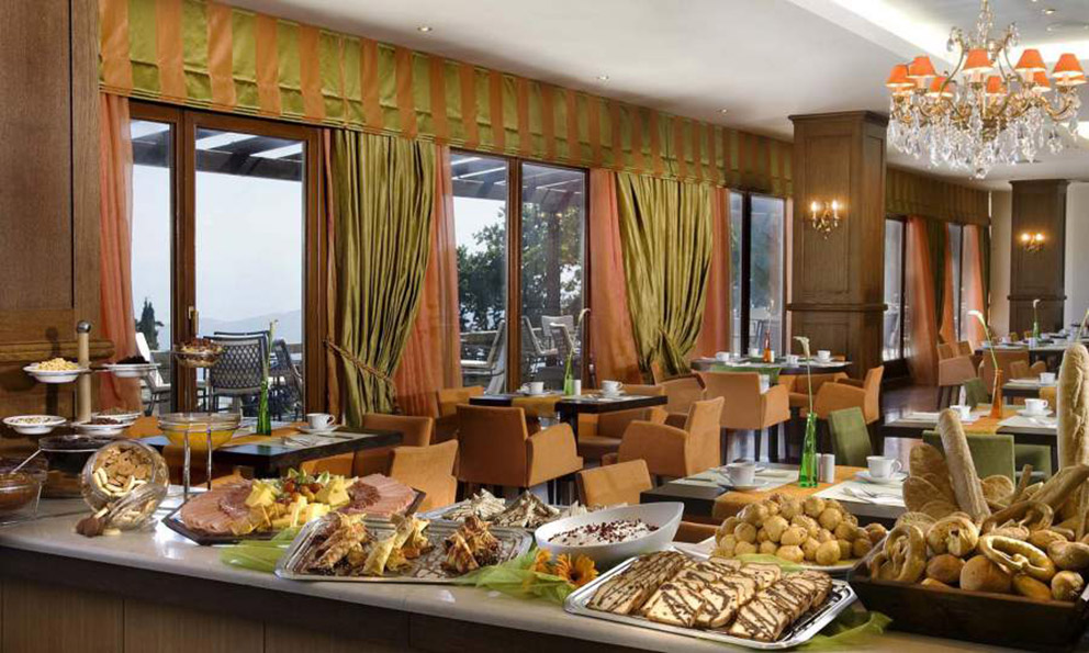 Δροσερή απόδραση στο Xenia Palace Portaria-3