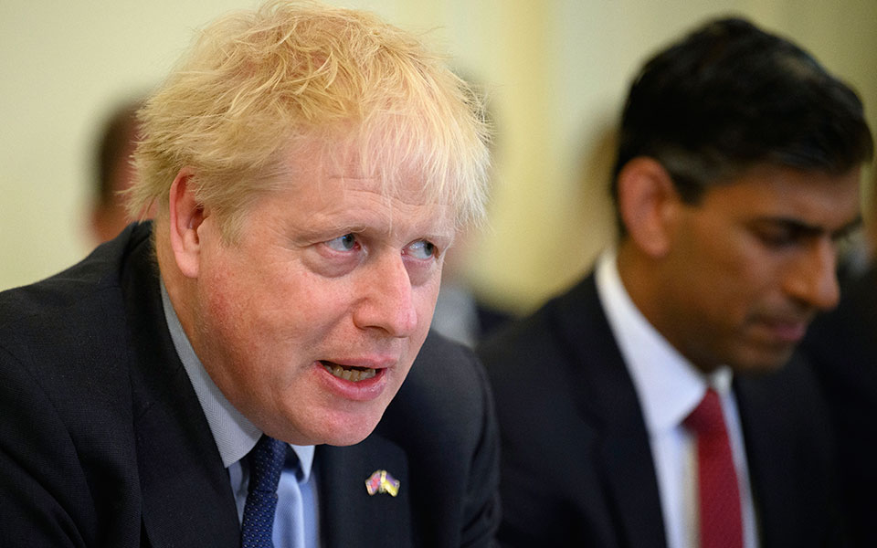 μπόρις-τζόνσον-προσπαθεί-να-γυρίσει-σ-561900058