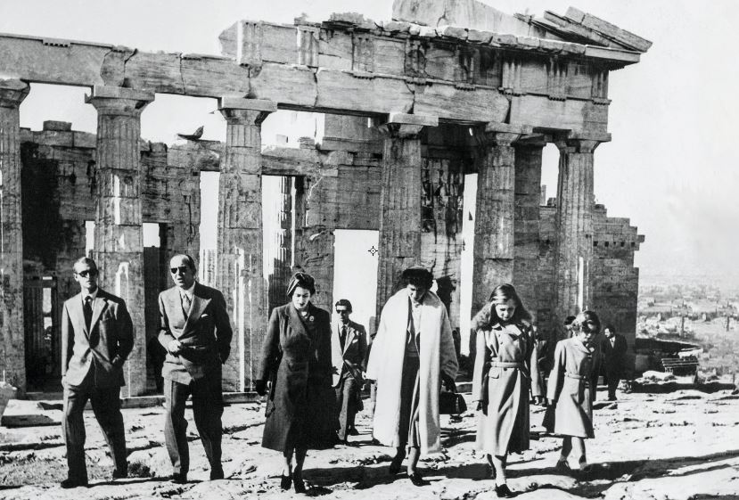 Βασίλισσα Ελισάβετ: Η περίπλοκη σχέση με την Ελλάδα-1