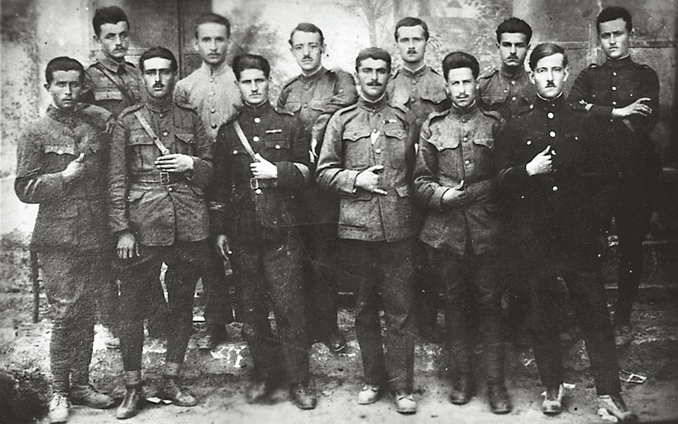 Διαβάστε στην «Καθημερινή της Κυριακής»-5