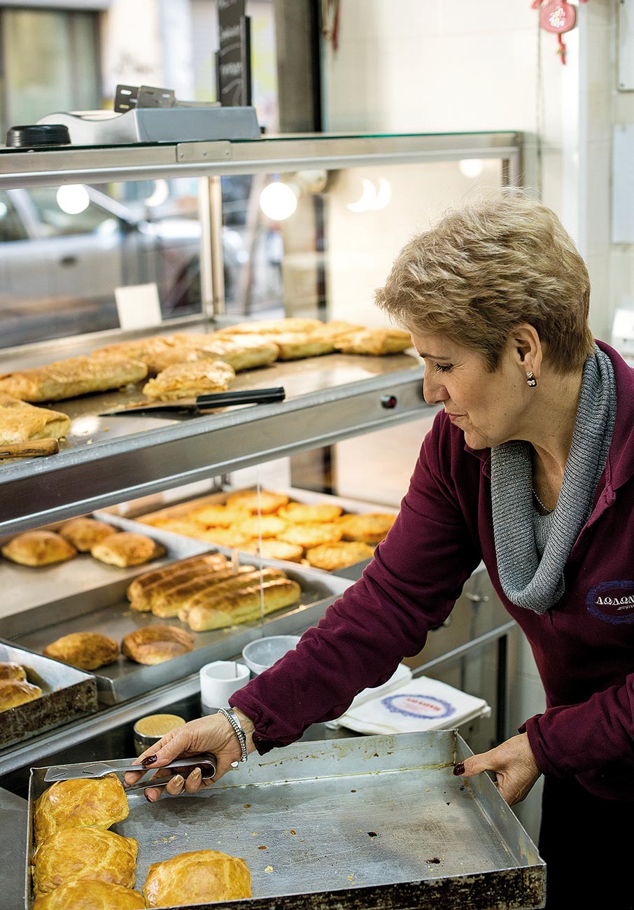 Τι συμβαίνει στο Εμπορικό Τρίγωνο της Αθήνας;-8