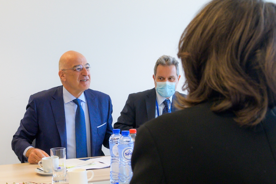 ν-δένδιας-ενημέρωσε-διεξοδικά-τους-ευ-561918409