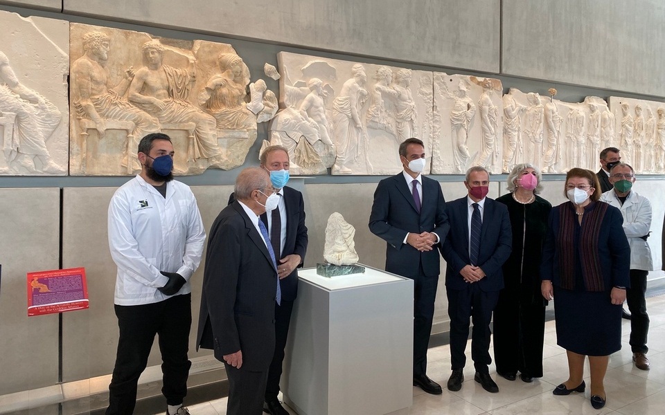 η-οριστική-επανένωση-του-θραύσματος-fagan-561895645