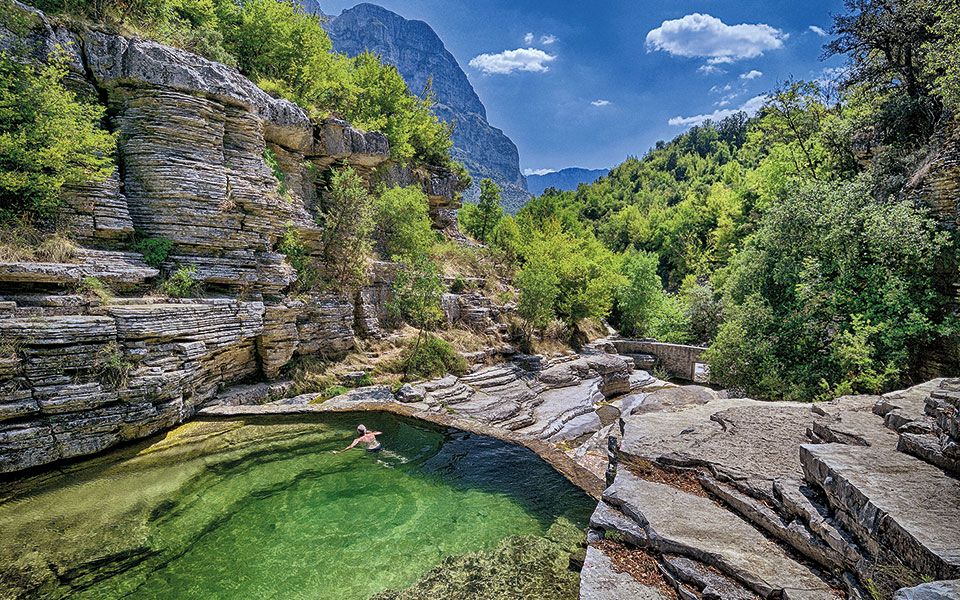 ζαγόρι-το-καλοκαίρι-στο-βουνό-έχει-άλλ-561925723
