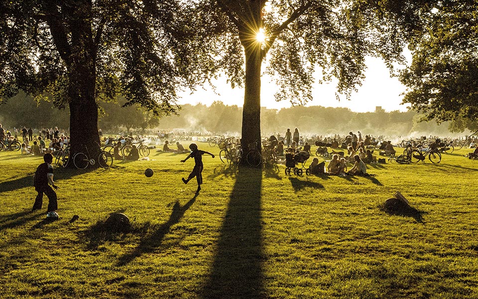 Hygge, Lykke, Forelsket: Τι σημαίνουν τελικά αυτές οι λέξεις που περιγράφουν την ευτυχία;-1