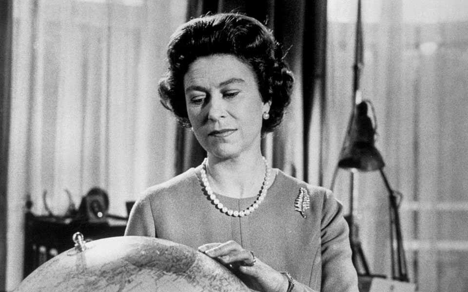 η-μυστική-ζωή-της-ελισάβετ-και-το-ιδιαί-561892171