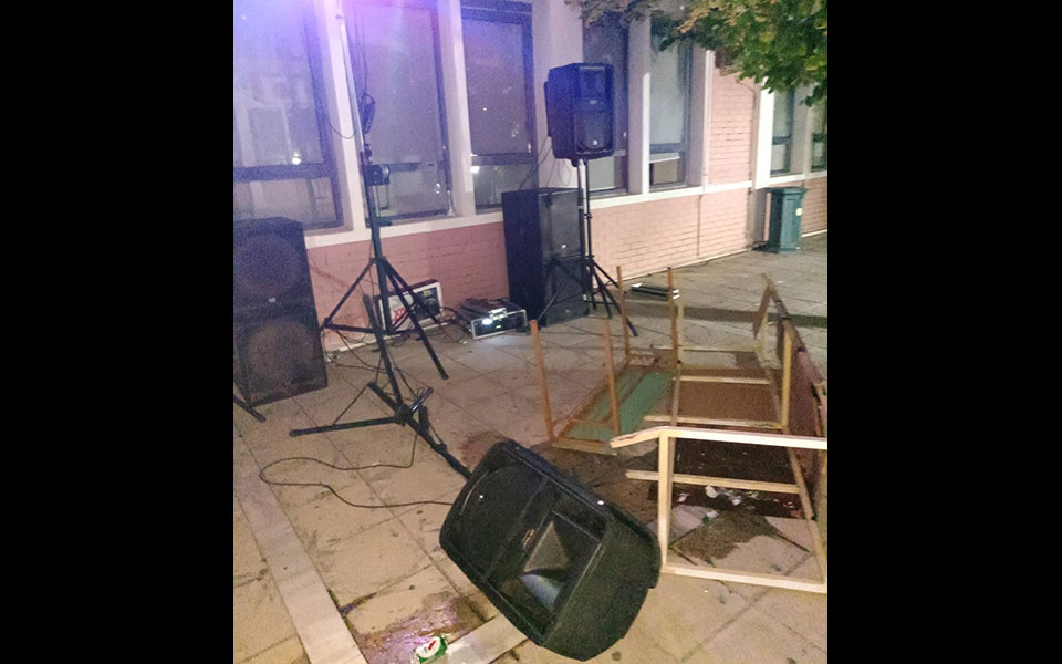 επιδρομή-αναρχικών-σε-φοιτητικό-πάρτ-561897952