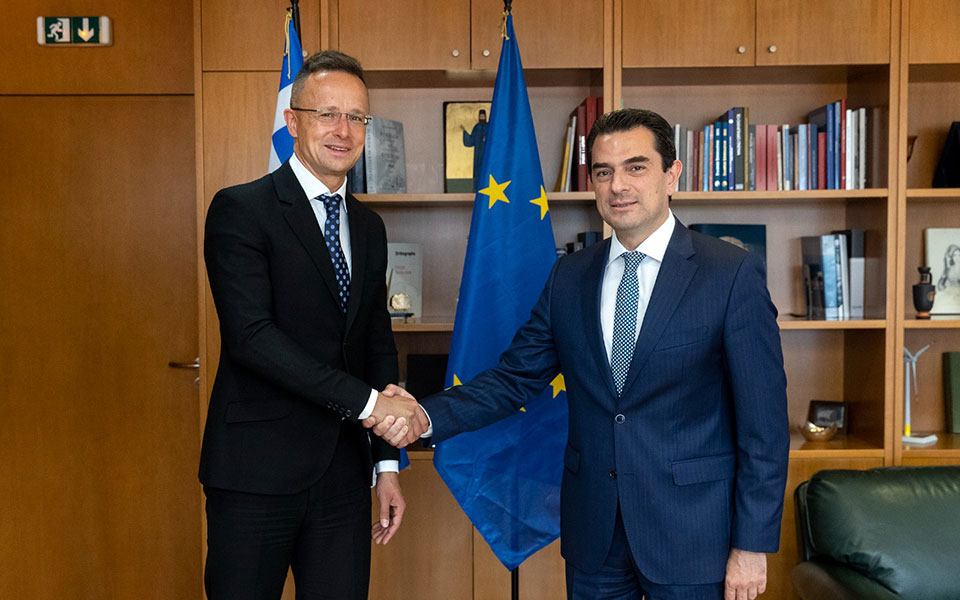 φυσικό-αέριο-υπό-εξέταση-η-τροφοδοσία-561922033