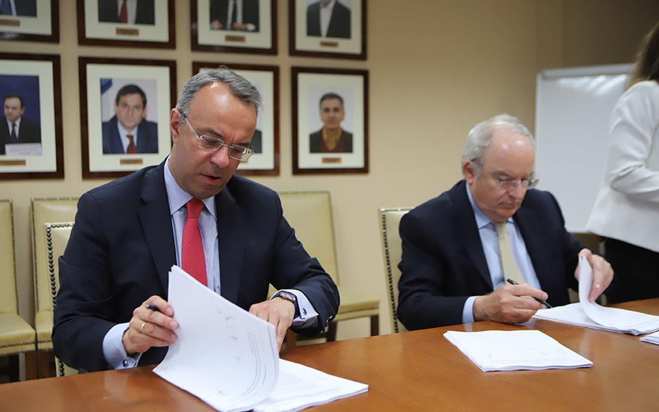 ελληνικό-έπεσαν-οι-υπογραφές-για-το-κα-561900259