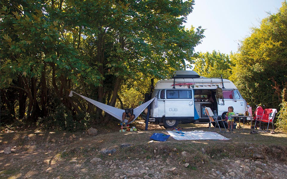 Λίμνες Δόξα και Στυμφαλία: Το καλοκαίρι δεν είναι μόνο για παραλία-1