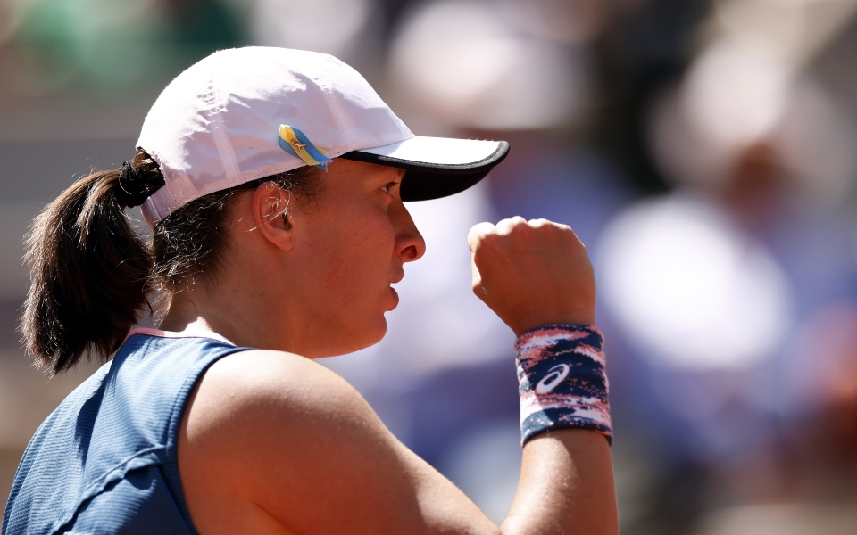 Ρολάν Γκαρός: Ασταμάτητη η Σβιόντεκ-1