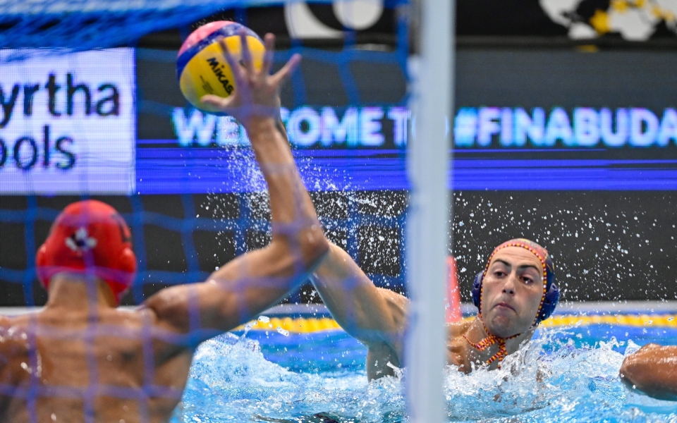 εκτός-παγκοσμίου-ο-καναδάς-λόγω-κορων-561925681