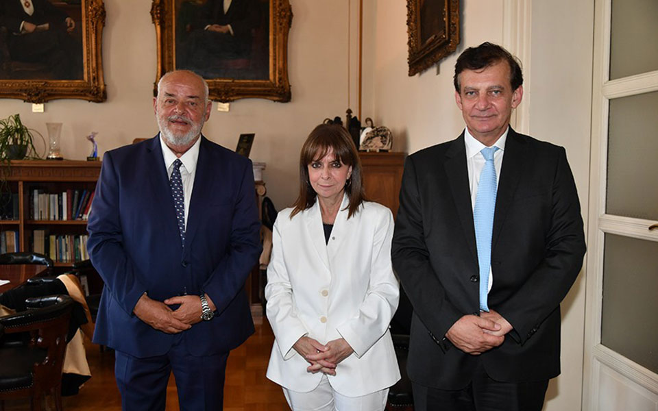 Κ. Σακελλαροπούλου: Επίτιμη διδάκτορας του ΕΚΠΑ η Πρόεδρος της Δημοκρατίας-1