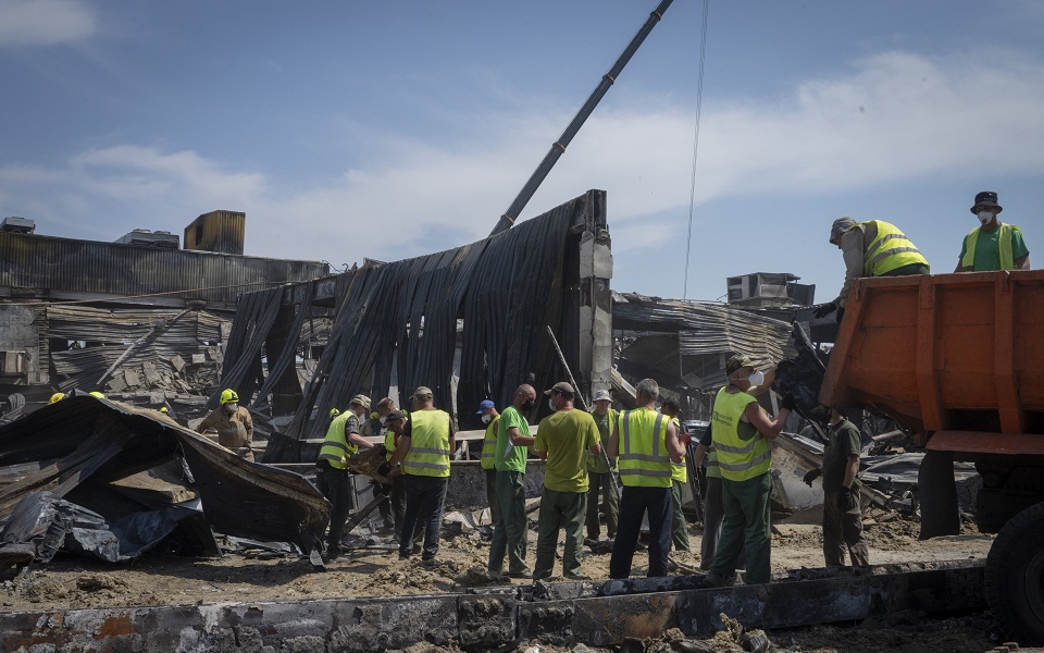 Ουκρανία: Βίντεο δείχνει πώς ο πύραυλος πλήττει το εμπορικό κέντρο στο Κρεμεντσούκ-2